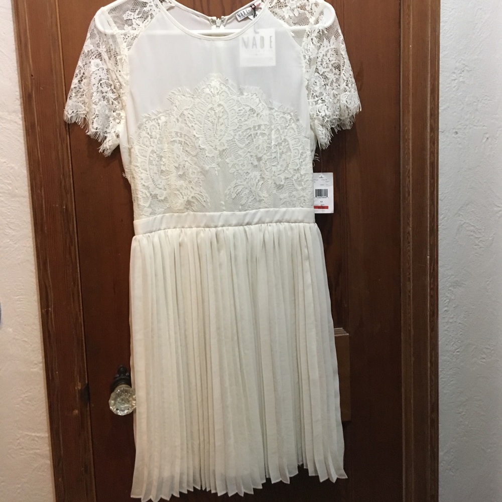 Macy’s. Made for Impulse, fashion week at Macy’s. - Picture 2 of 8